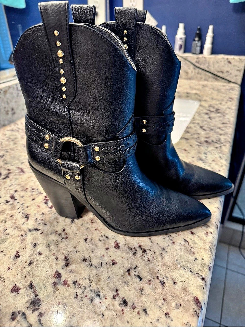 Jessica Simpson boots - Picture 2 of 5